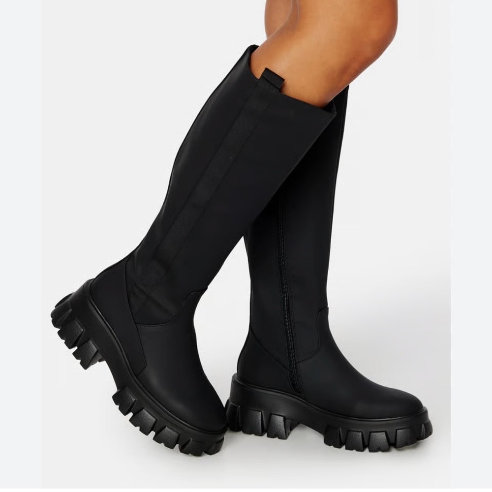 Women's Black Boots with lug sole